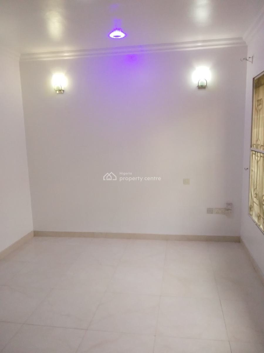 This Is a Lovely 2 Bedroom, Lekki Phase 1, Lekki, Lagos, Flat / Apartment for Rent