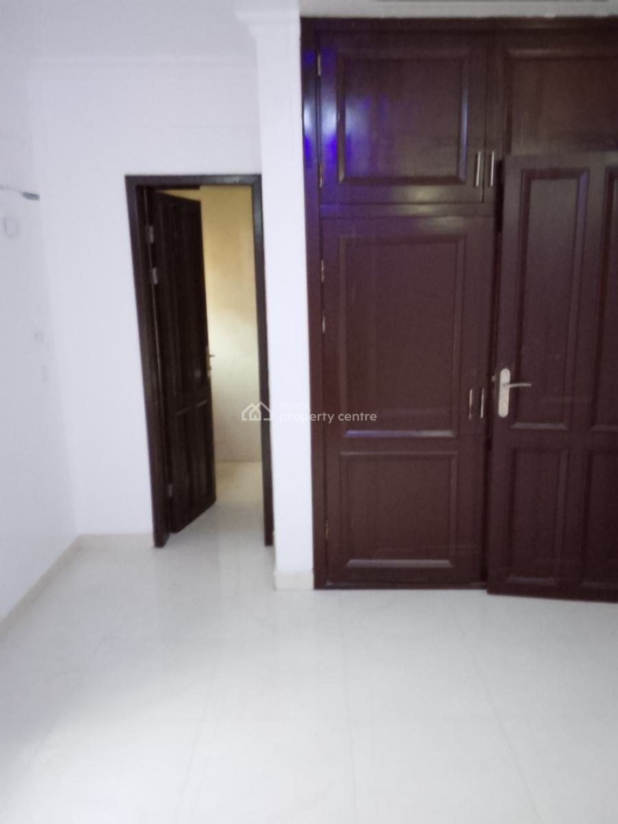 This Is a Lovely 2 Bedroom, Lekki Phase 1, Lekki, Lagos, Flat / Apartment for Rent