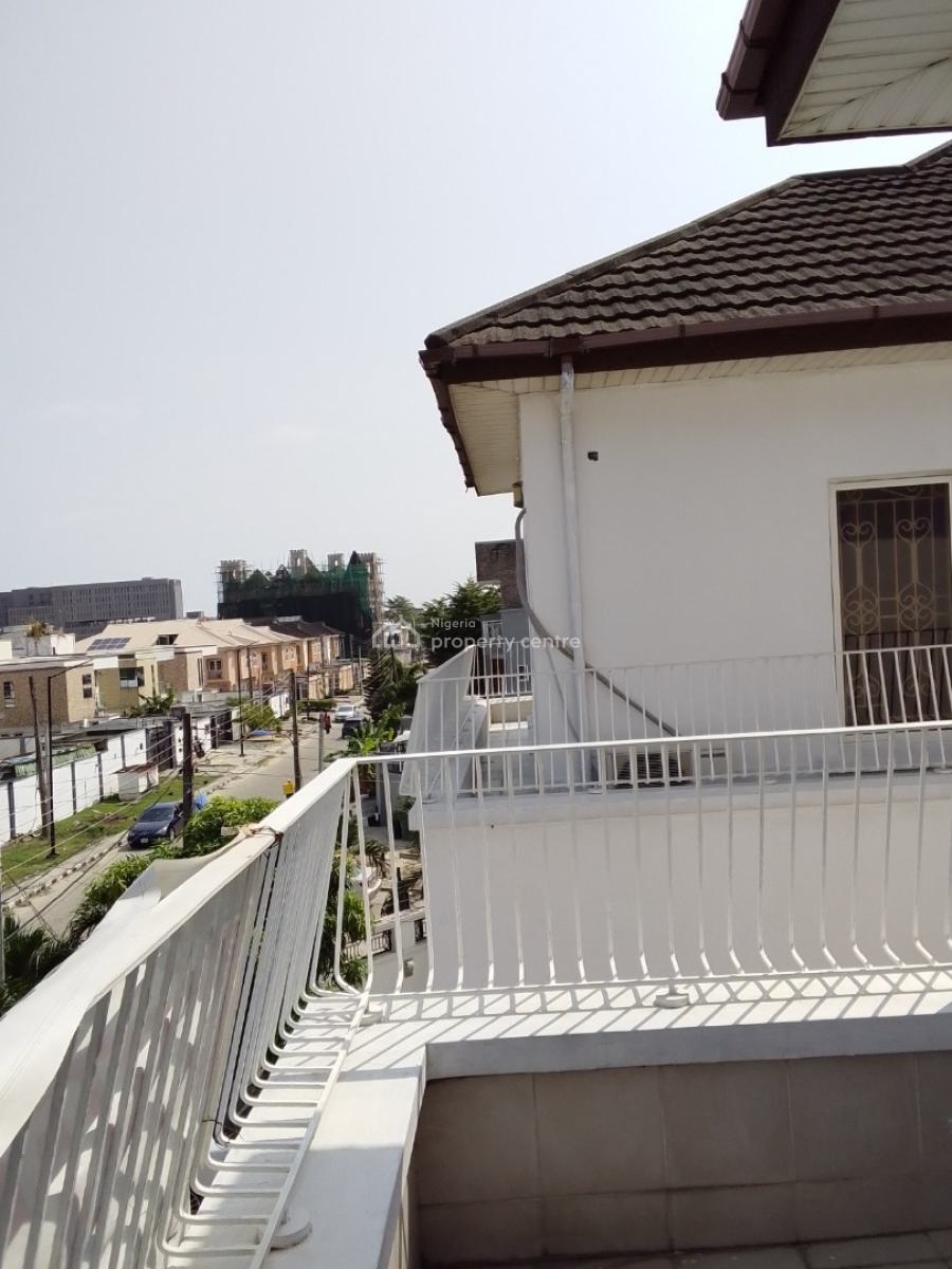 This Is a Lovely 2 Bedroom, Lekki Phase 1, Lekki, Lagos, Flat / Apartment for Rent