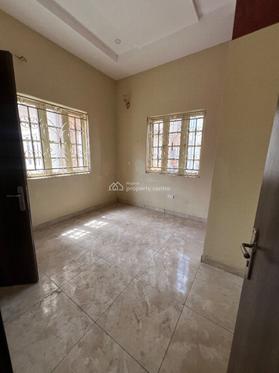 Serviced 2 Bedroom Flat, Off Admiralty Way, Lekki Phase 1, Lekki, Lagos, Flat / Apartment for Rent