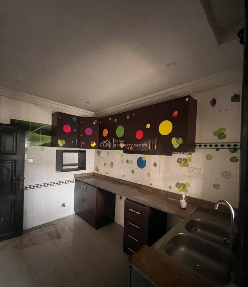 3 Bedroom Apartment, Lekki Phase 1, Lekki, Lagos, Flat / Apartment for Rent