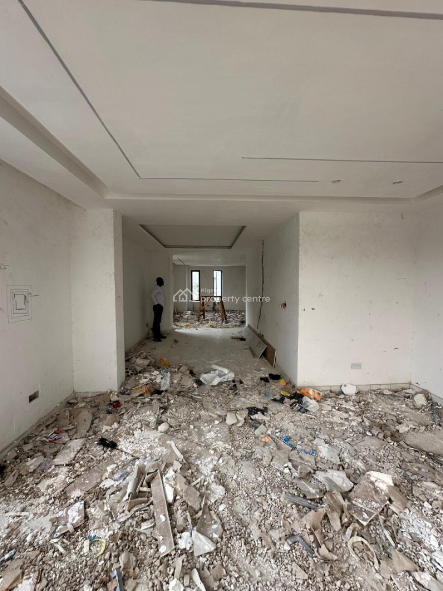 Spacious Massive Luxury 5 Bedroom Fully Detached Duplex, Secure Estate Banana Island Road, Ikoyi, Lagos, Flat / Apartment for Rent