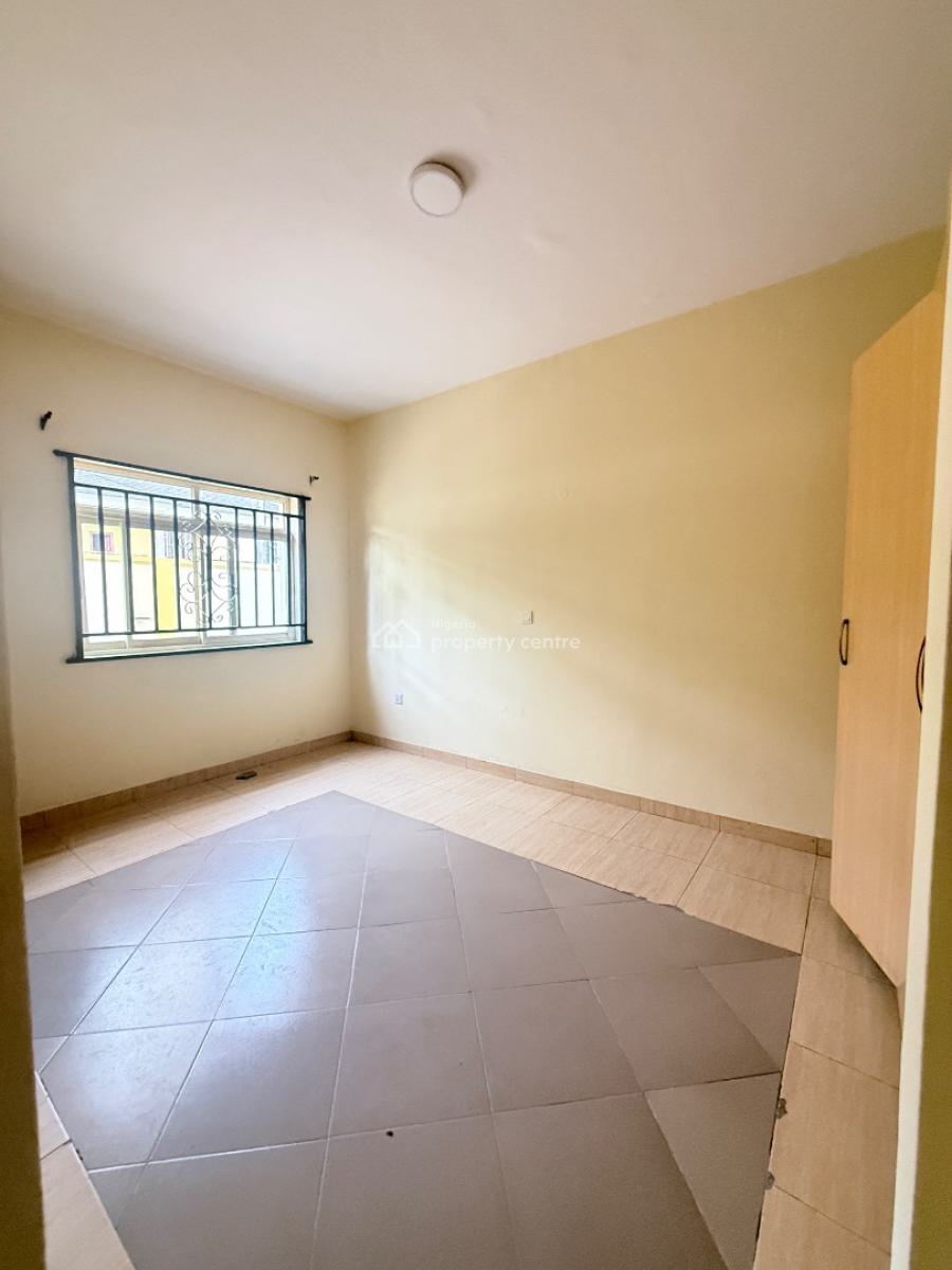 Spacious 3-bedroom Apartment (self-serviced), Ikota, Lekki, Lagos, Flat / Apartment for Rent