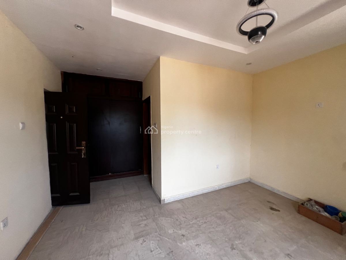 Newly Renovated 3 Bedroom Flat, Thomas Estate, Ajah, Lagos, Flat / Apartment for Rent