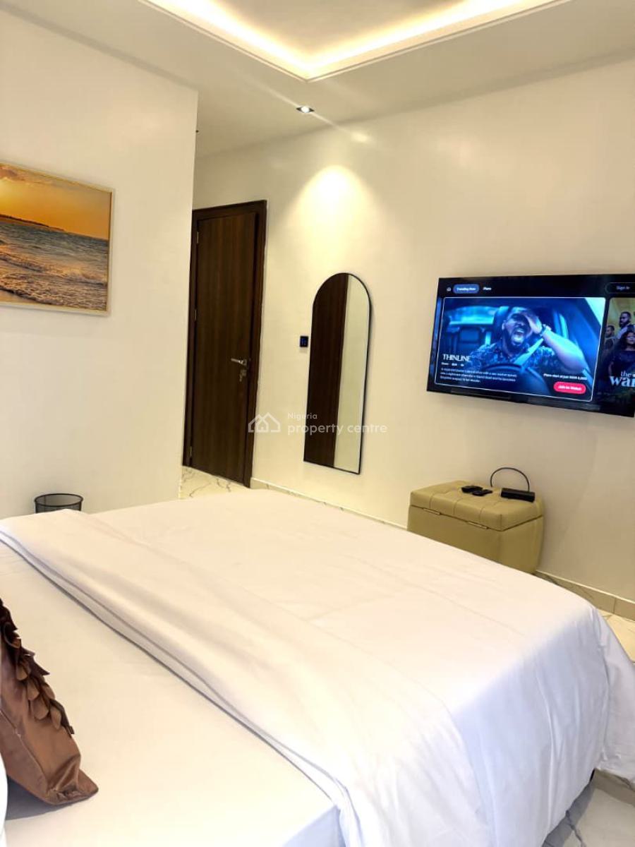 2 Bedroom Apartment, Lekki Phase 1, Lekki, Lagos, Flat / Apartment Short Let