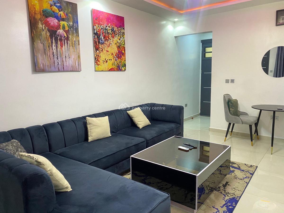 2 Bedroom Apartment, Lekki Phase 1, Lekki, Lagos, Flat / Apartment Short Let