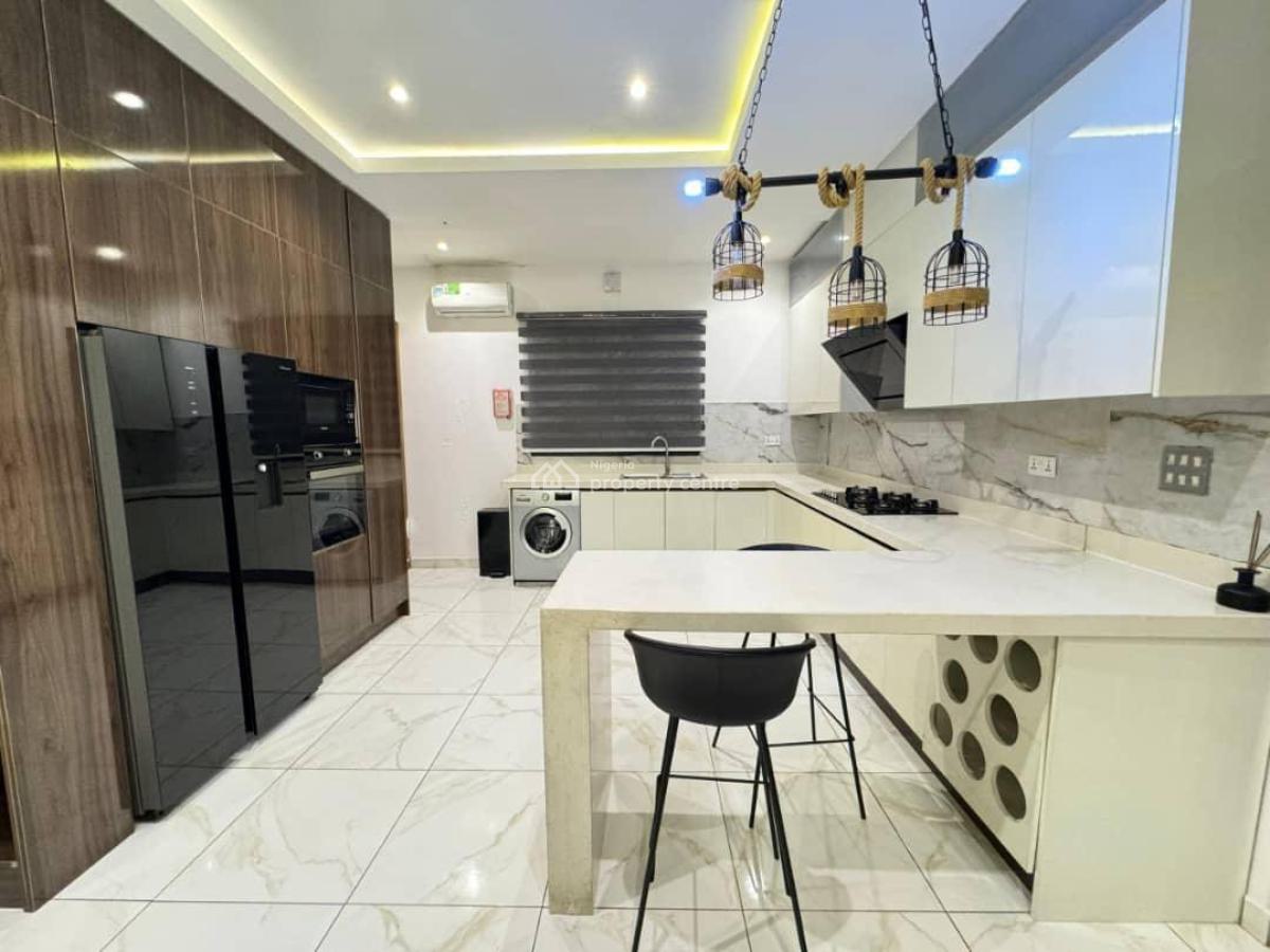 Luxury 2 Bedroom Apartment, Lekki Phase 1, Lekki, Lagos, Flat / Apartment Short Let