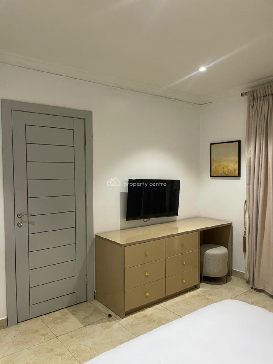 Exquisite Fully Furnished 3 Bedroom Duplex, Brentwood Park Estate, Ikoyi, Lagos, House Short Let