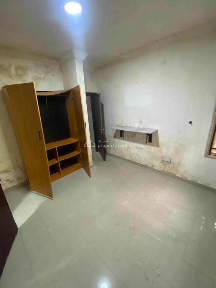 1 Bedroom  Apartment, Lekki Phase 1, Lekki, Lagos, Mini Flat (room and Parlour) for Rent