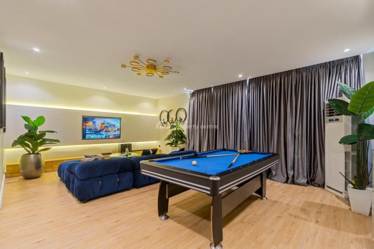 3 Bedroom Luxury Waterfront Apartment, Lekki Phase 1, Lekki, Lagos, Flat / Apartment Short Let