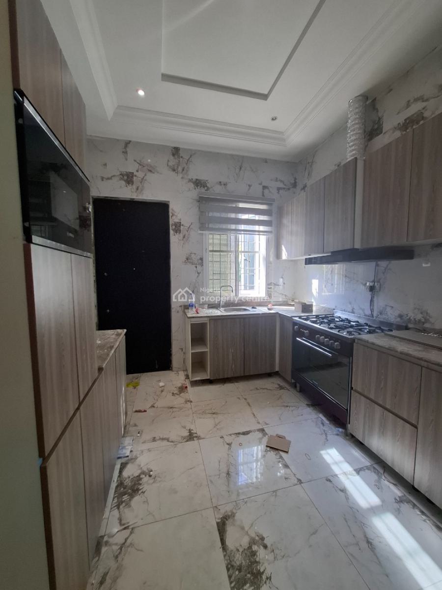 Serviced and Standard Two Bedroom Apartment, Guzape District, Abuja, Flat / Apartment for Rent