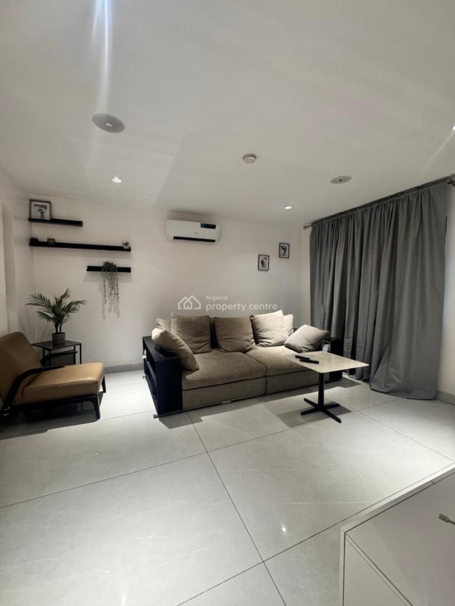 Exquisite Fully Furnished 4 Bedroom Duplex, Lekki Phase 1, Lekki, Lagos, House Short Let