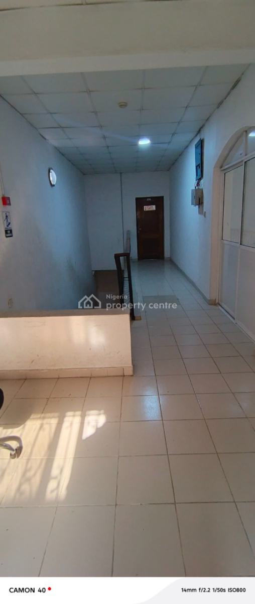 1 Room Corporate Office Space Ensuit, Villa Estate, Ikota, Lekki, Lagos, Office Space for Rent