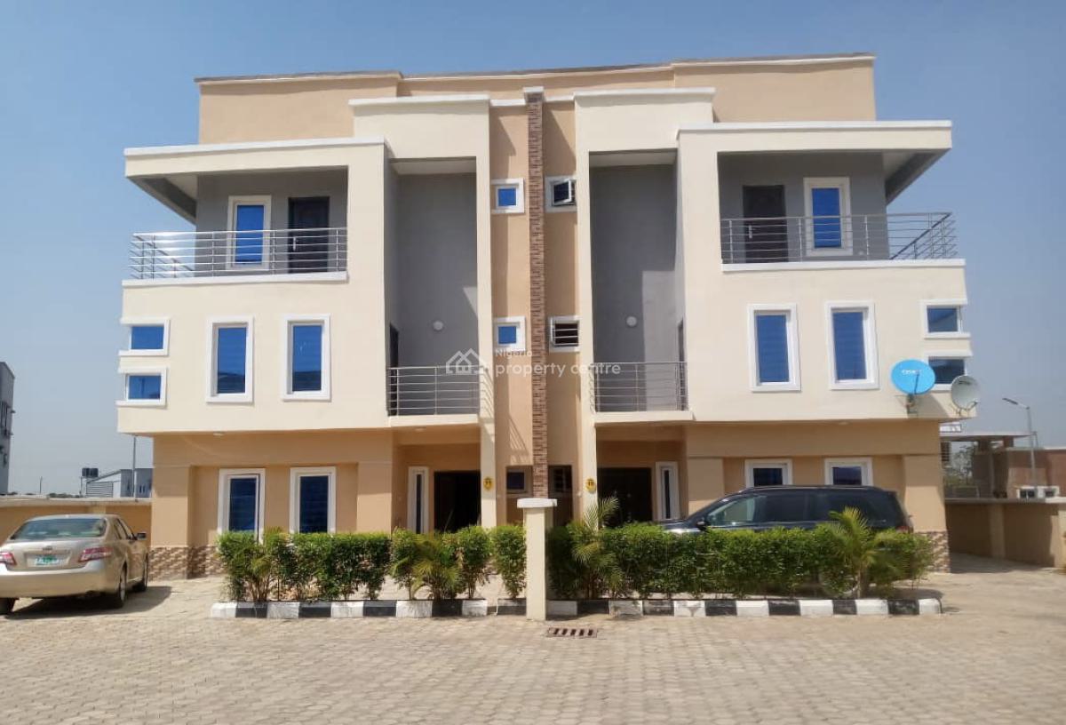 Luxurious 4 Bedroom En-suite Semi Detached Duplex +bq, Close to Wuse / Maitama, Mabushi, Abuja, Semi-detached Duplex for Sale