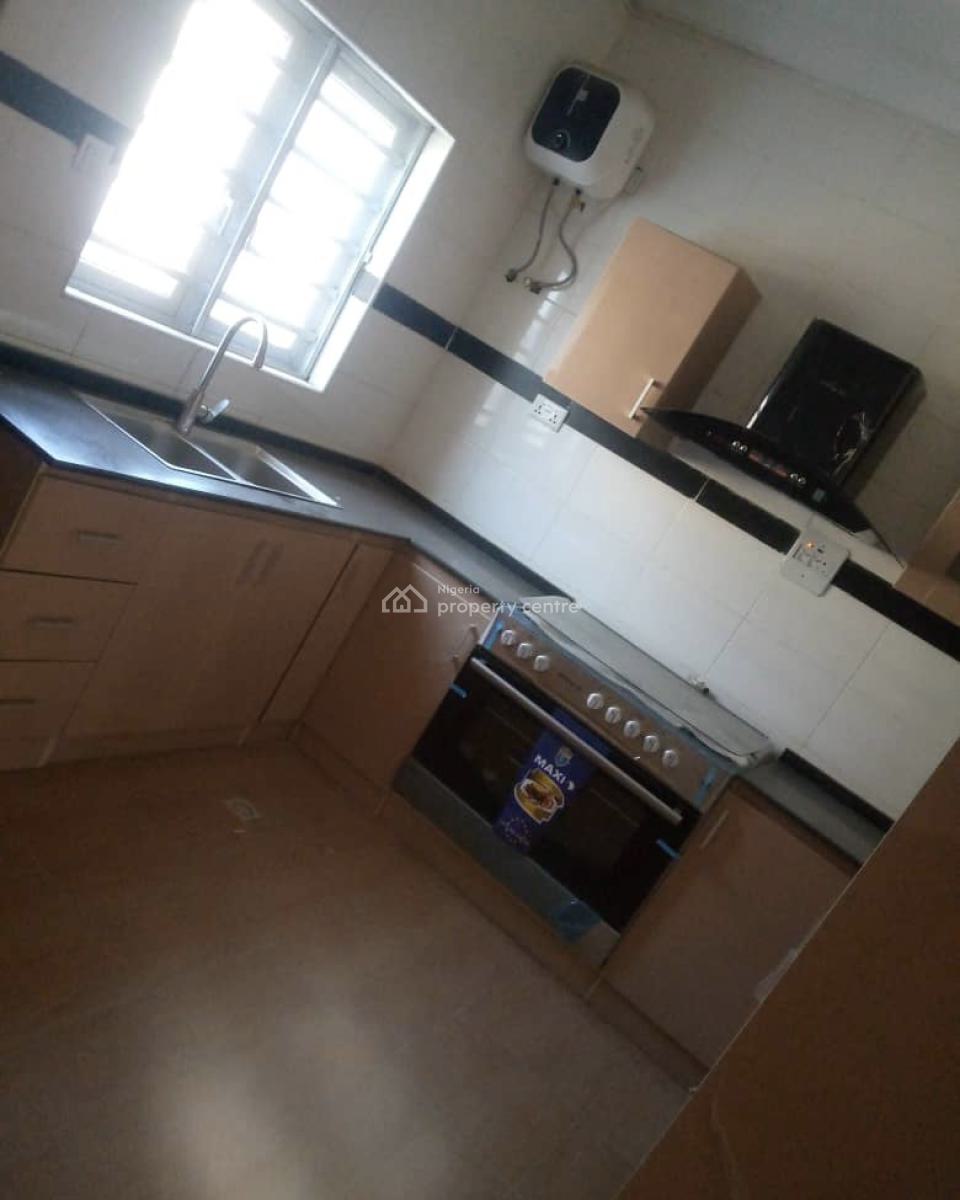 Luxurious 4 Bedroom En-suite Semi Detached Duplex +bq, Close to Wuse / Maitama, Mabushi, Abuja, Semi-detached Duplex for Sale