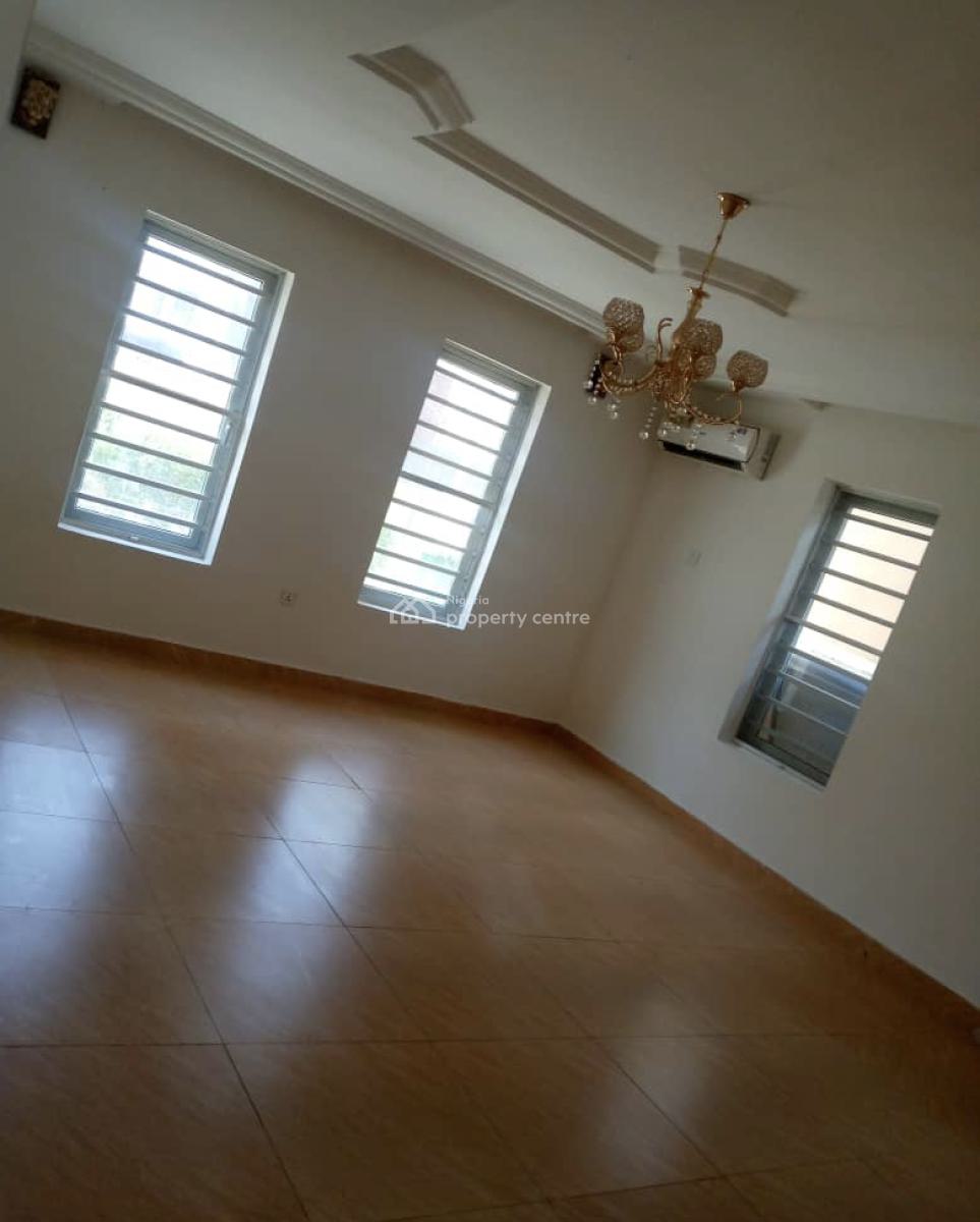 Luxurious 4 Bedroom En-suite Semi Detached Duplex +bq, Close to Wuse / Maitama, Mabushi, Abuja, Semi-detached Duplex for Sale