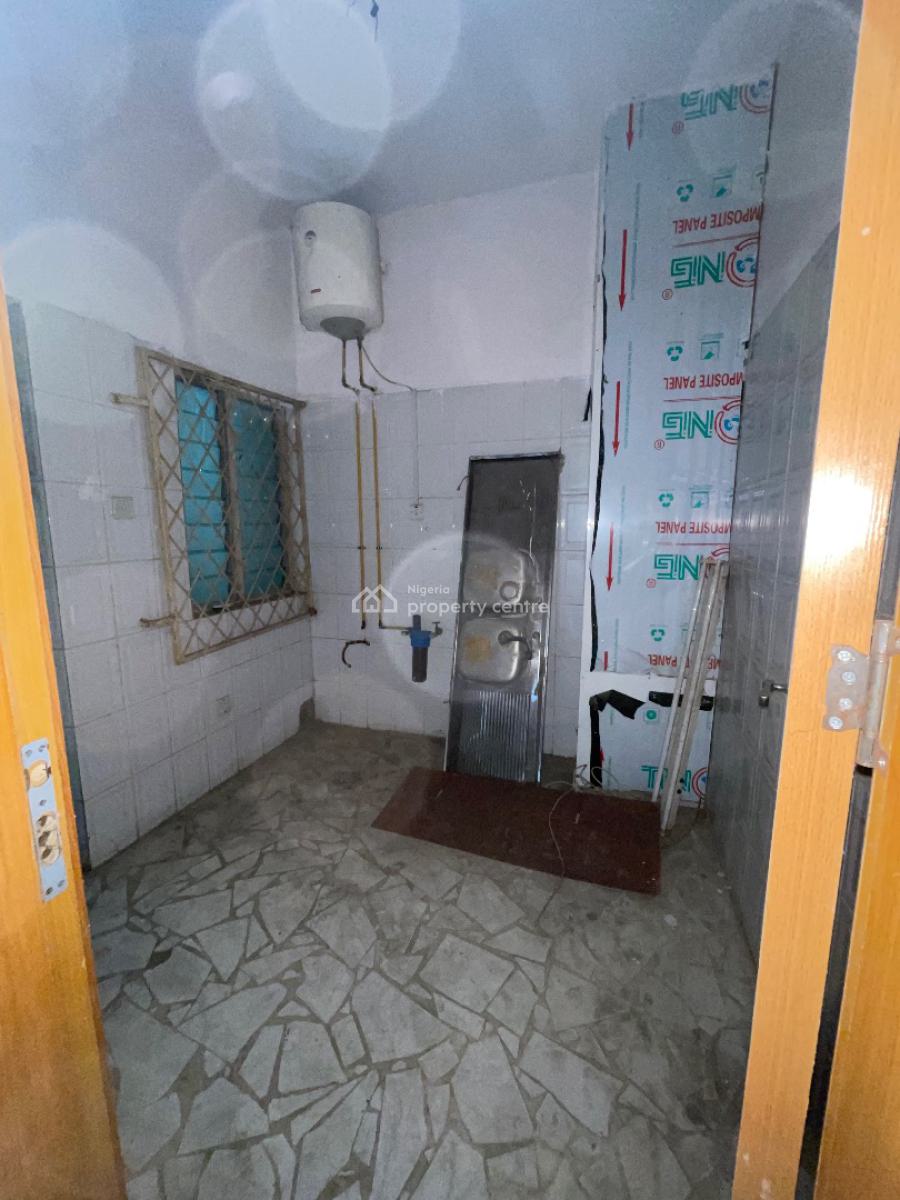 a Luxury26 Units of 3 Bedroom Block of Flats ., Oluwanishola Housing Estate, Eleganza By Second Toll Gate., Lekki, Lagos, Flat / Apartment for Rent