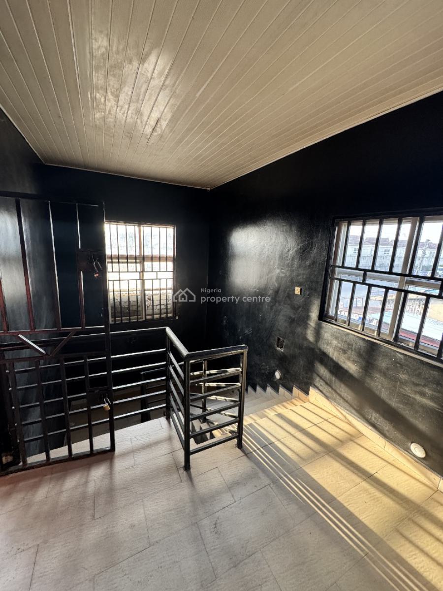 Massive Space Suitable for Supermarket, Office, Restaurant, Mobil Road, Ajah, Lagos, Commercial Property for Rent