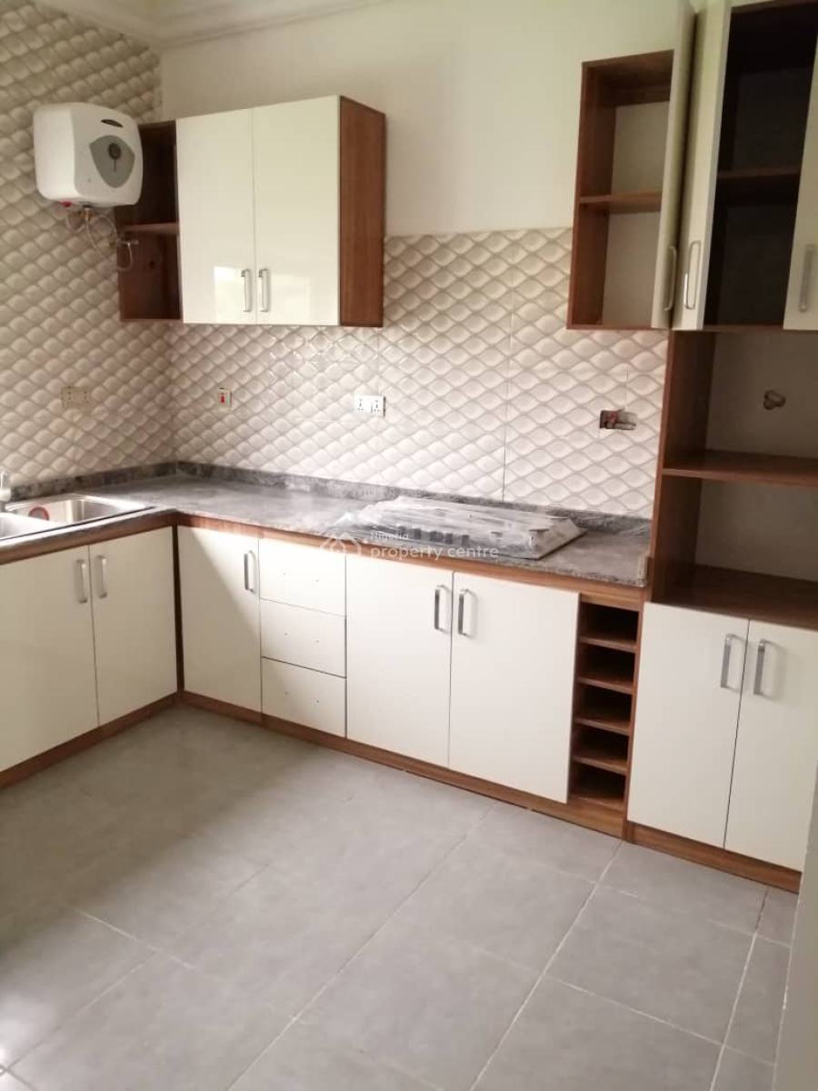 4 Bedlroom Terrace House with Bq, Osera Estate, Osapa, Lekki, Lagos, Terraced Duplex for Sale