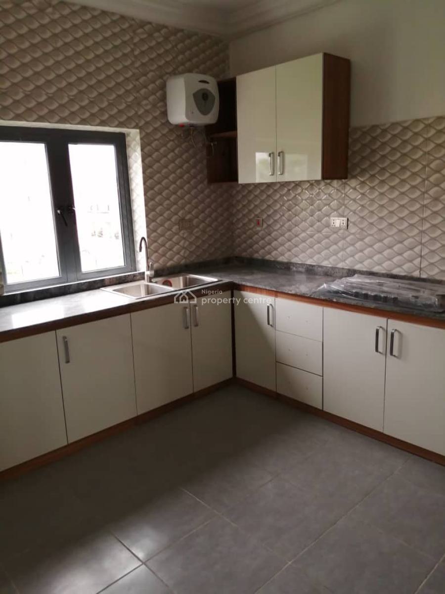 4 Bedlroom Terrace House with Bq, Osera Estate, Osapa, Lekki, Lagos, Terraced Duplex for Sale