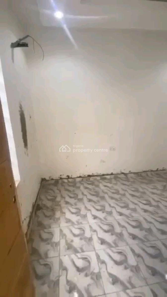 Standard and Spacious Room Self Contain, Akoka, Yaba, Lagos, Self Contain (single Rooms) for Rent