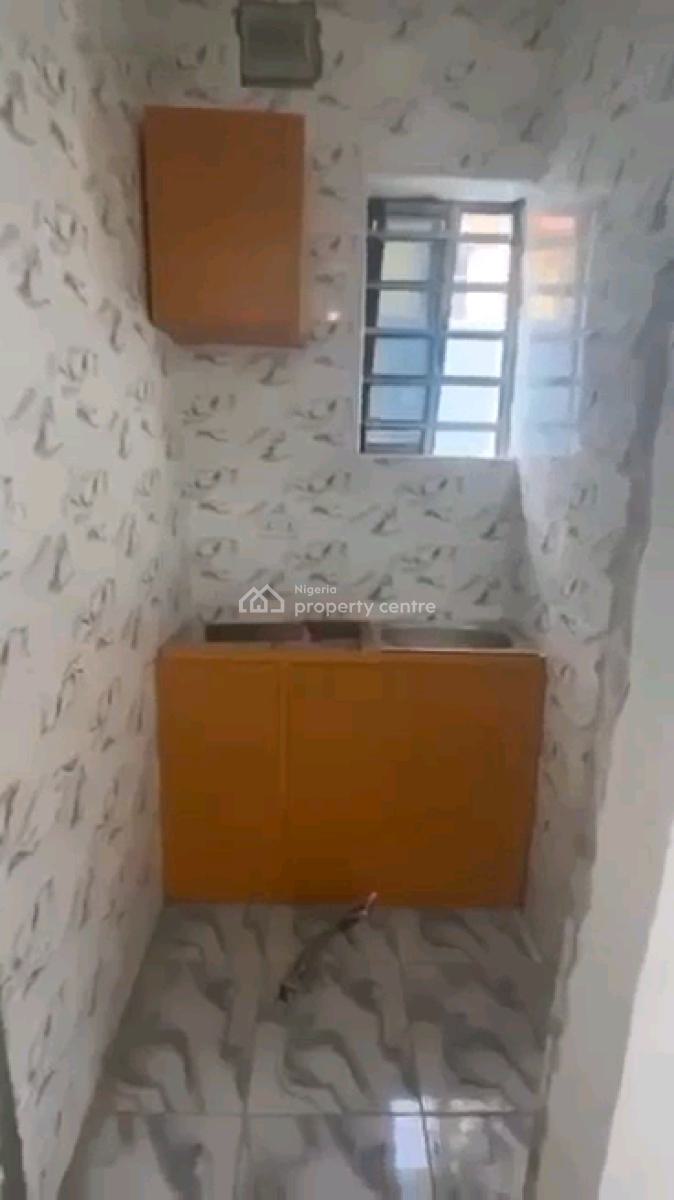 Standard and Spacious Room Self Contain, Akoka, Yaba, Lagos, Self Contain (single Rooms) for Rent