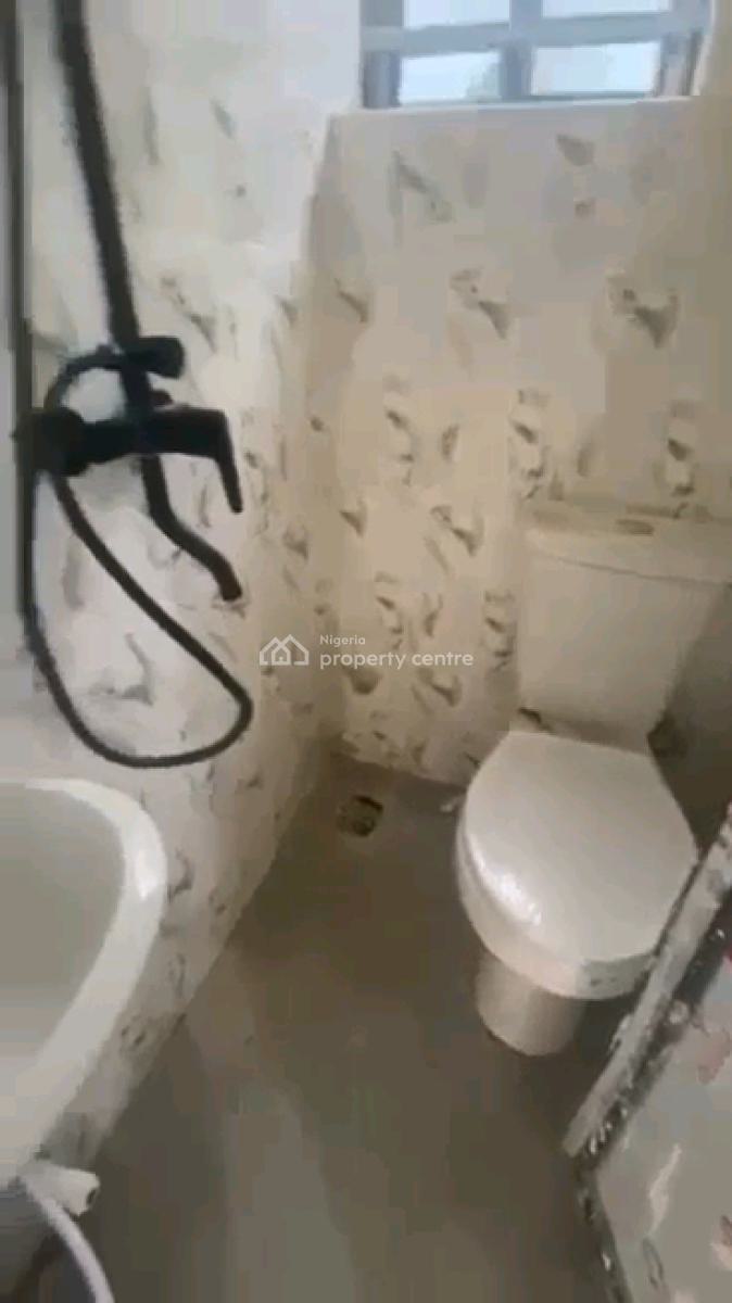 Standard and Spacious Room Self Contain, Akoka, Yaba, Lagos, Self Contain (single Rooms) for Rent