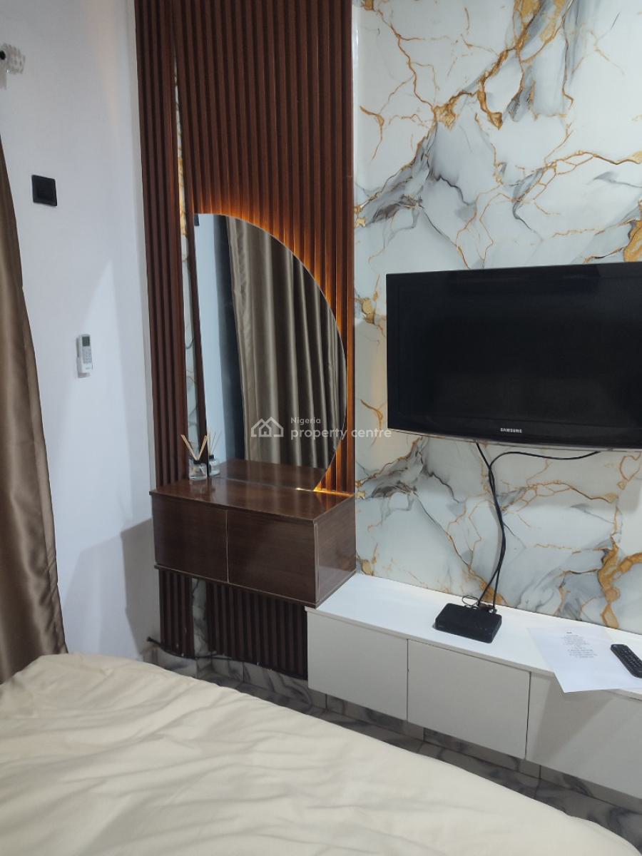 Premium 1 Bedroom Apartment, Yaba, Lagos, Mini Flat (room and Parlour) Short Let