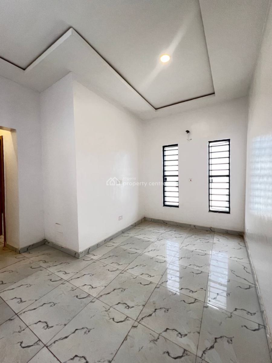 Spacious 4-bedroom Semi-detached Duplex with Bq in a Secure Estate, Orchid Road, Lekki, Lagos, Semi-detached Duplex for Rent