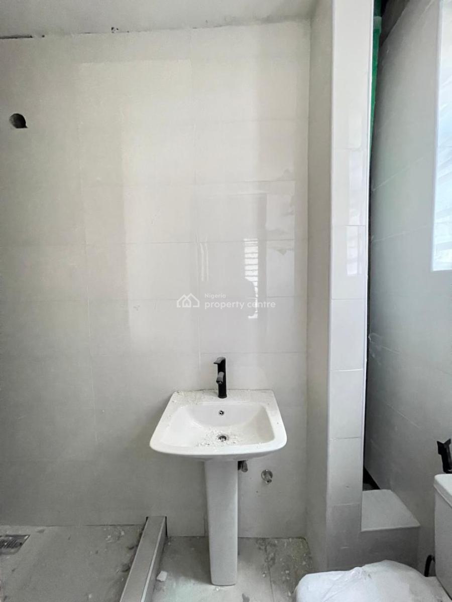 2 Bedroom Apartment, Ologolo, Lekki, Lagos, Flat / Apartment for Sale