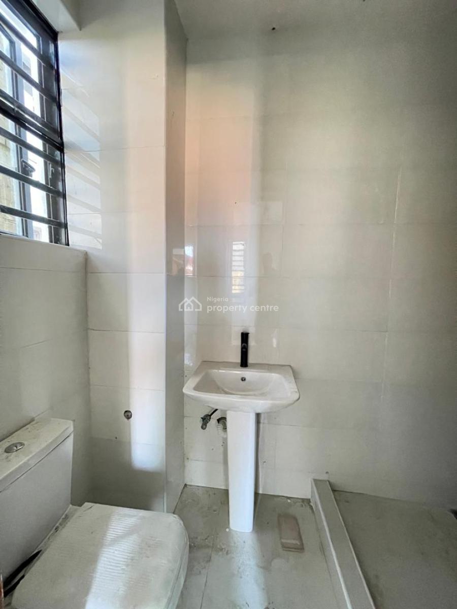 2 Bedroom Apartment, Ologolo, Lekki, Lagos, Flat / Apartment for Sale