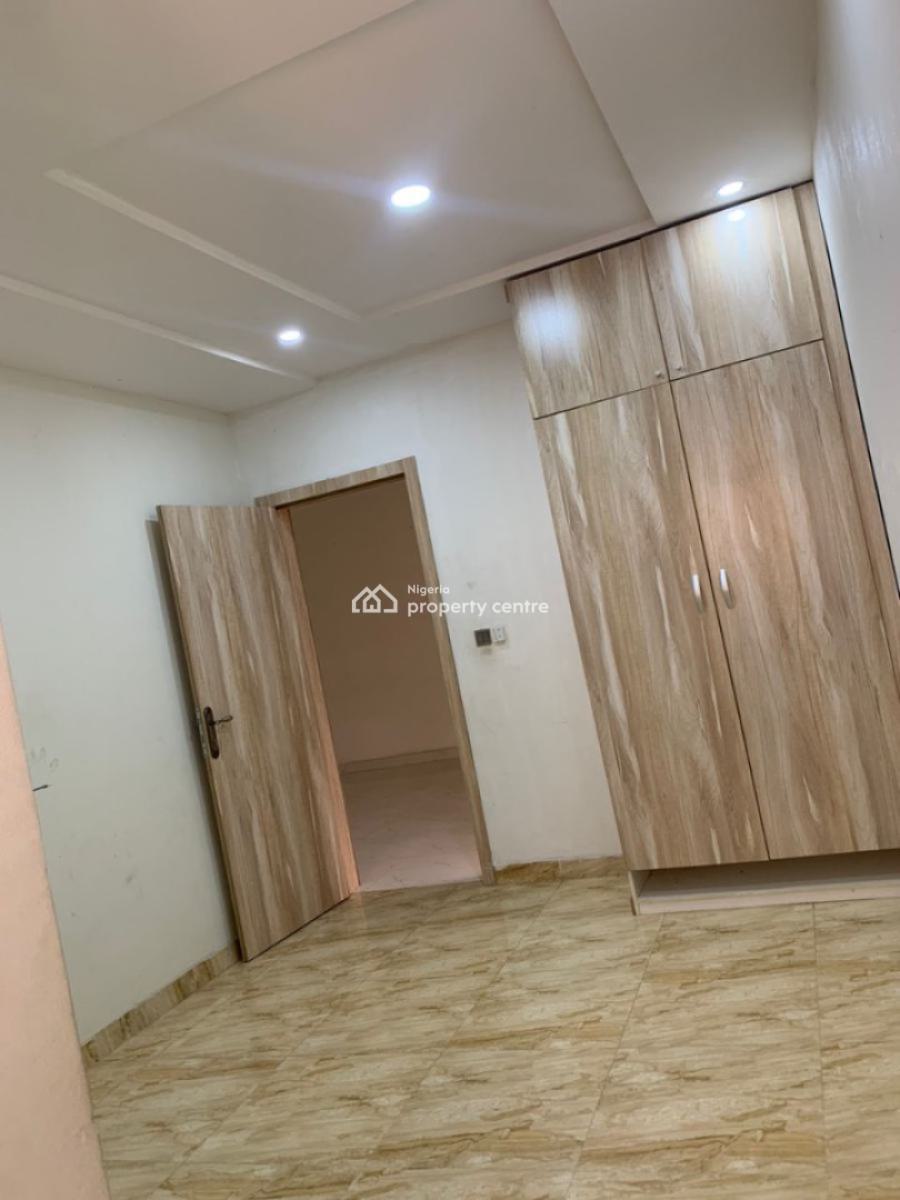 Mini Flat (room and Parlour), Lekki, Lagos, Flat / Apartment for Rent