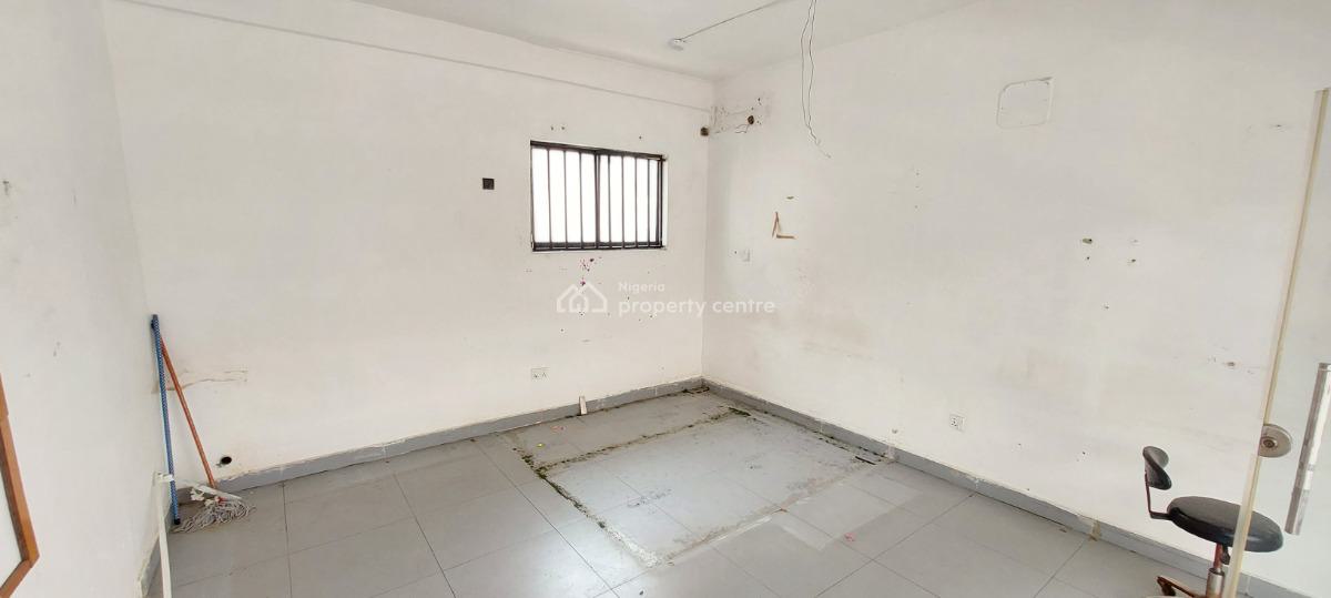 Commercial Space-1st Floor, Lekki County, Ikota, Lekki, Lagos, Plaza / Complex / Mall for Rent