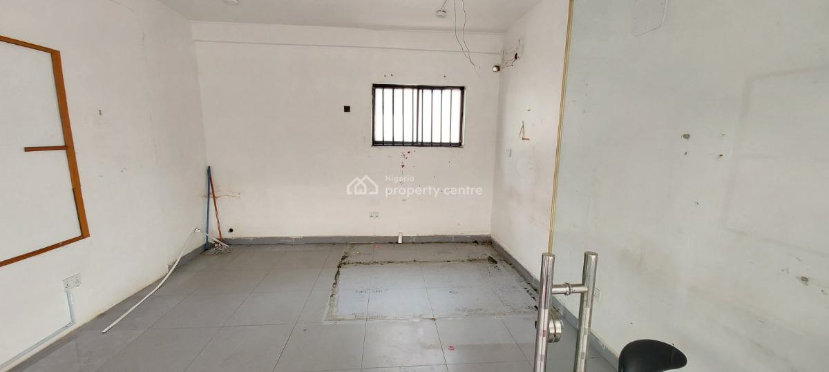 Commercial Space-1st Floor, Lekki County, Ikota, Lekki, Lagos, Plaza / Complex / Mall for Rent
