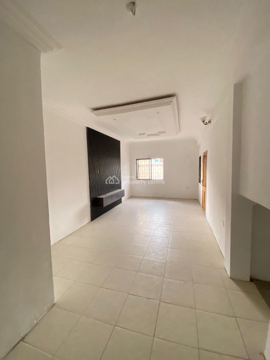 Neat 3 Bedroom Apartment, Thomas Estate, Ajah, Lagos, Flat / Apartment for Rent