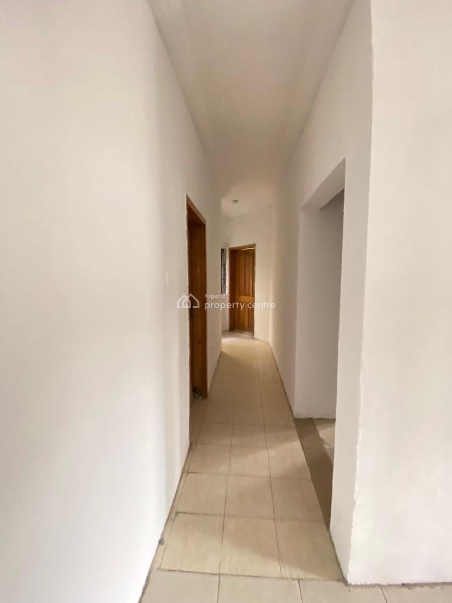 Neat 3 Bedroom Apartment, Thomas Estate, Ajah, Lagos, Flat / Apartment for Rent