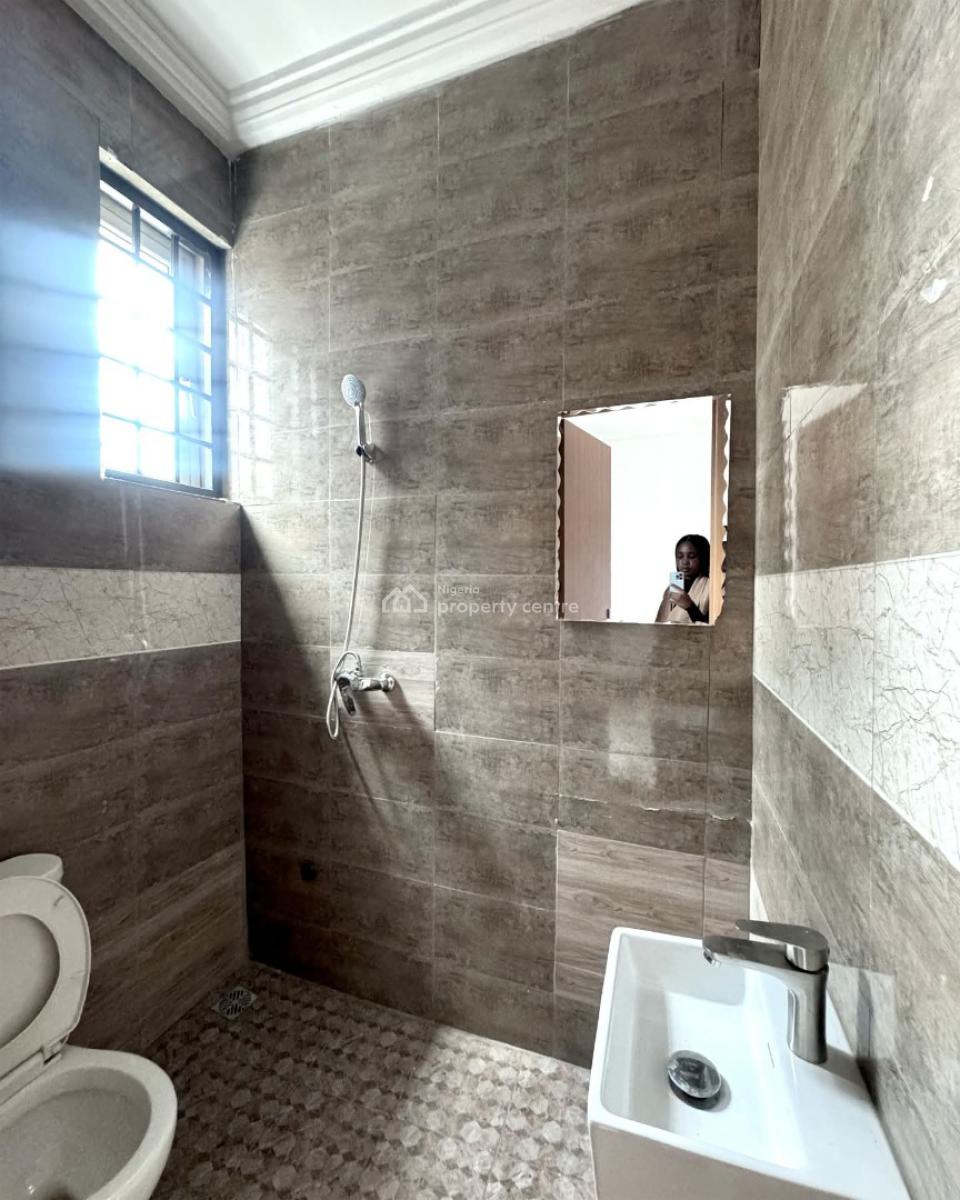 Spacious 1-bedroom Apartment, Agungi, Lekki, Lagos, Flat / Apartment for Sale