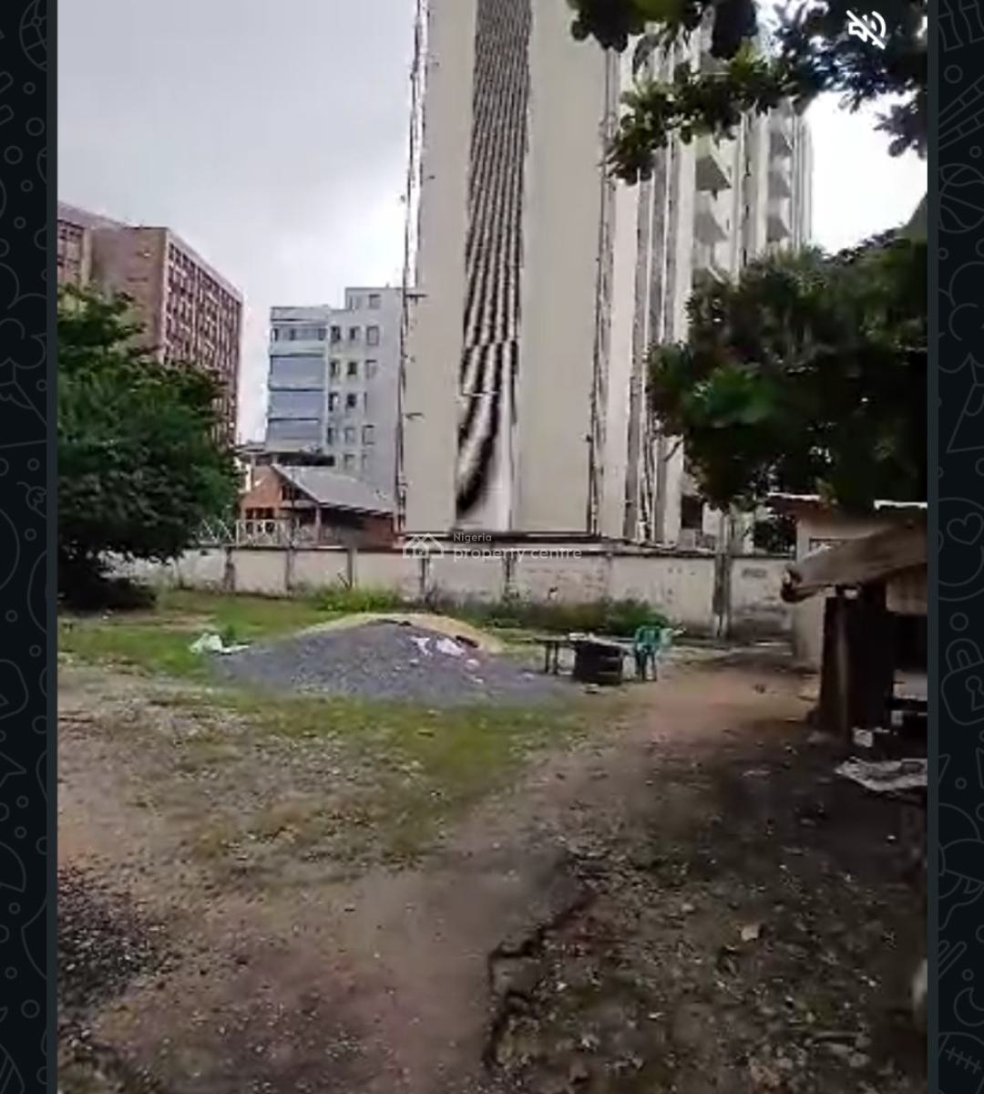 Land Measuring 2,588sqm with a Demolishable Structure on It, Old Ikoyi, Ikoyi, Lagos, Detached Duplex for Rent