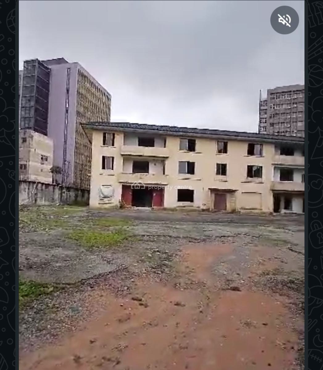 Land Measuring 2,588sqm with a Demolishable Structure on It, Old Ikoyi, Ikoyi, Lagos, Detached Duplex for Rent