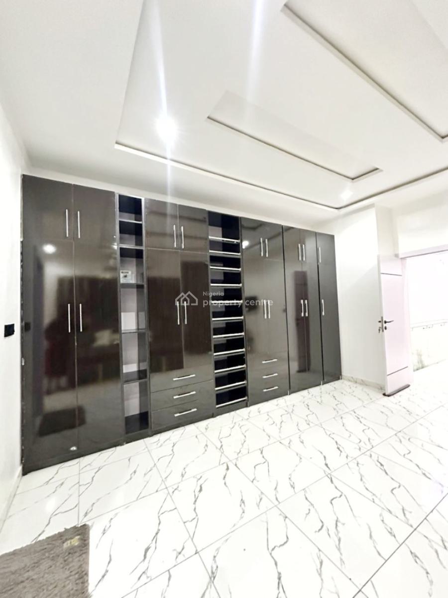 a Well Maintained Spacious Furnished 4 Bedroom Semi Detached Duplex, Thomas Estate, Ajah, Lagos, Semi-detached Duplex for Rent