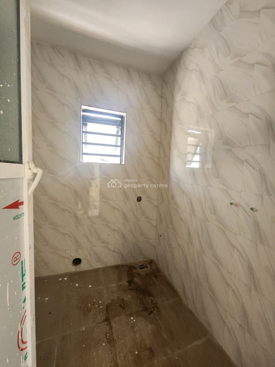 Newly Built and Well-finished 3-bedroom Flat (all Rooms Ensuite), Off Odudua, Surulere, Lagos, House for Rent