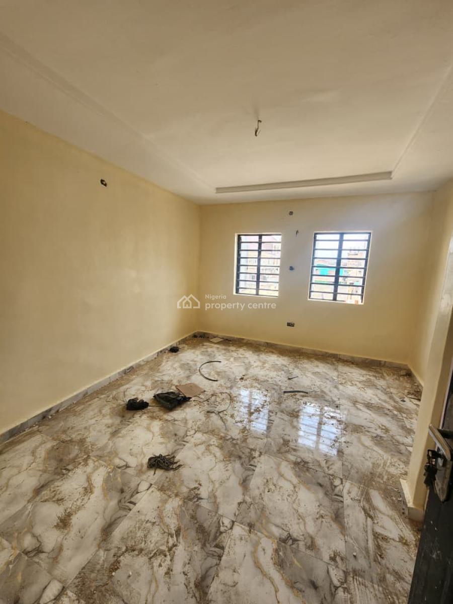Newly Built and Well-finished 3-bedroom Flat (all Rooms Ensuite), Off Odudua, Surulere, Lagos, House for Rent