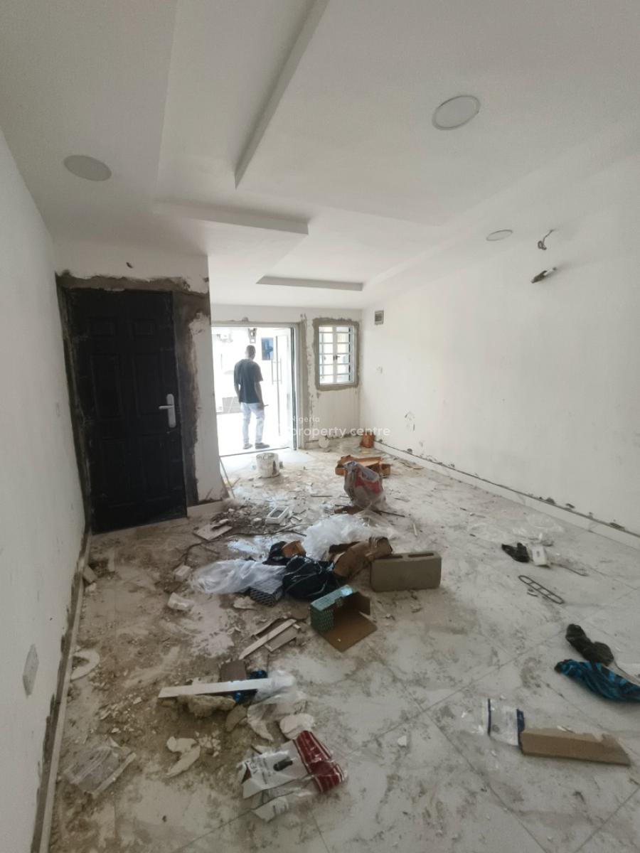 Neat Office Space, Abraham Adesanya, Ajah, Lagos, Commercial Property for Rent