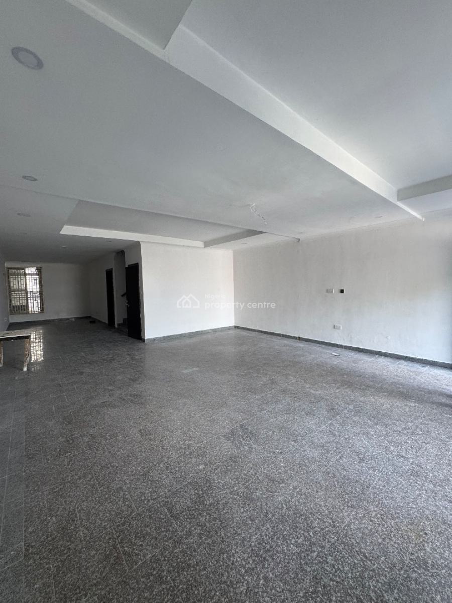 5 Bedroom Terraced Duplex with Bq, Lekki Phase 1, Lekki, Lagos, Office Space for Rent