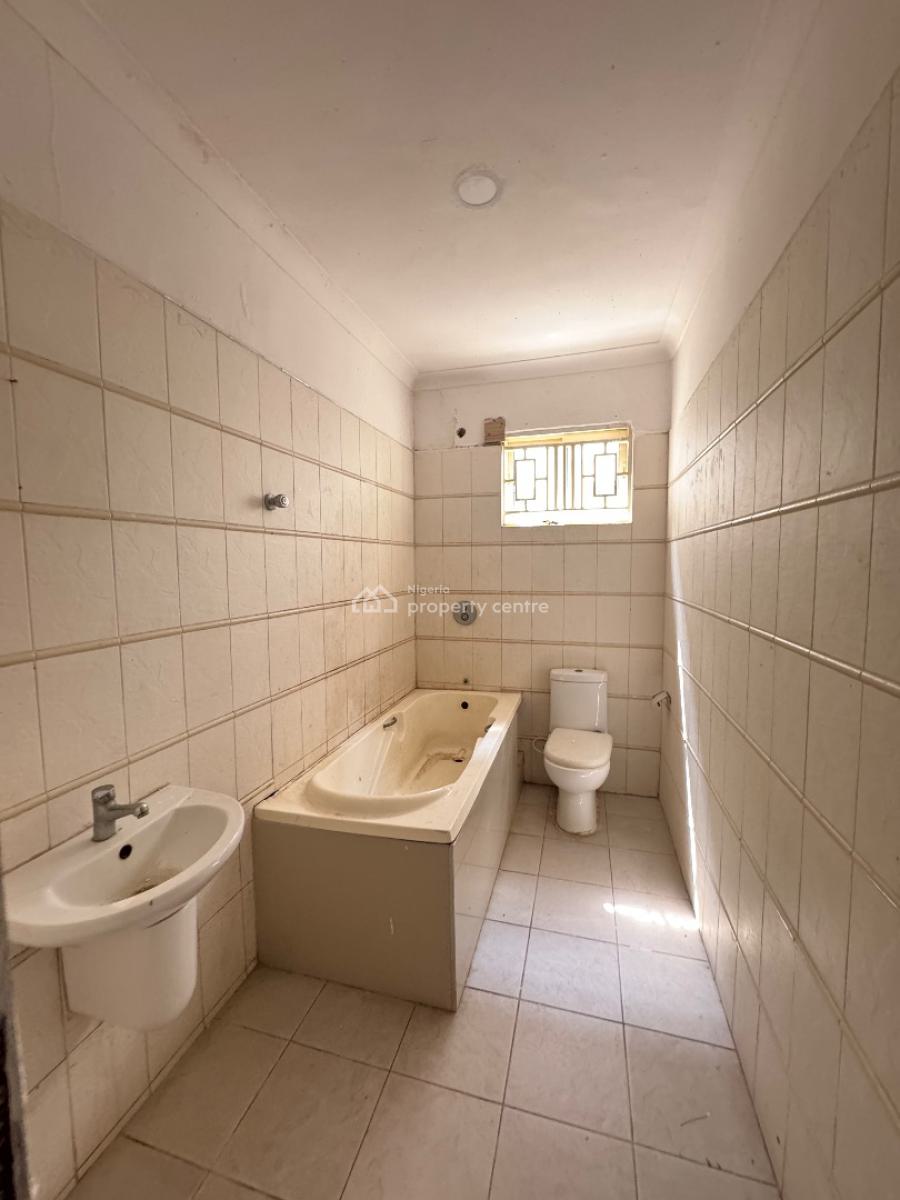 5 Bedroom Terraced Duplex with Bq, Lekki Phase 1, Lekki, Lagos, Office Space for Rent