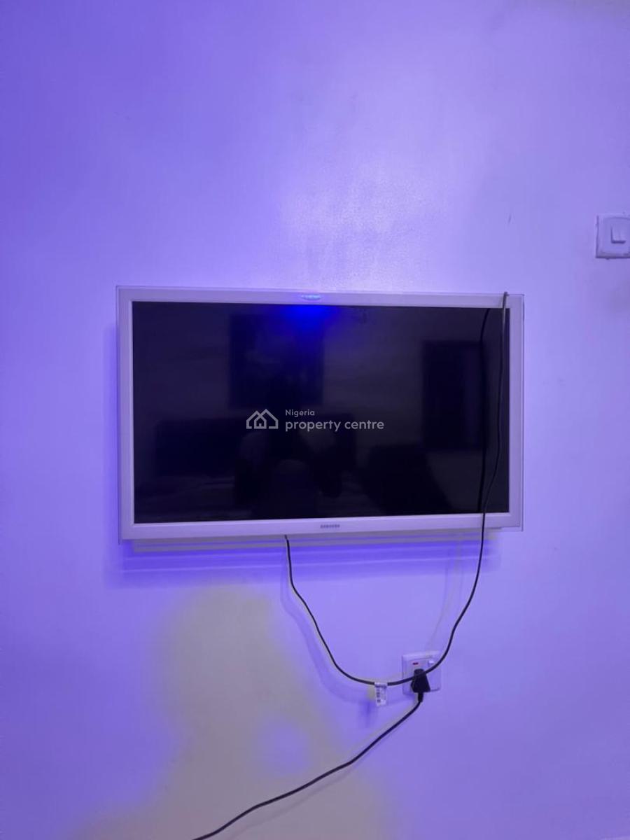 Cozy One Bedroom Apartment, Maryland, Lagos, Mini Flat (room and Parlour) Short Let