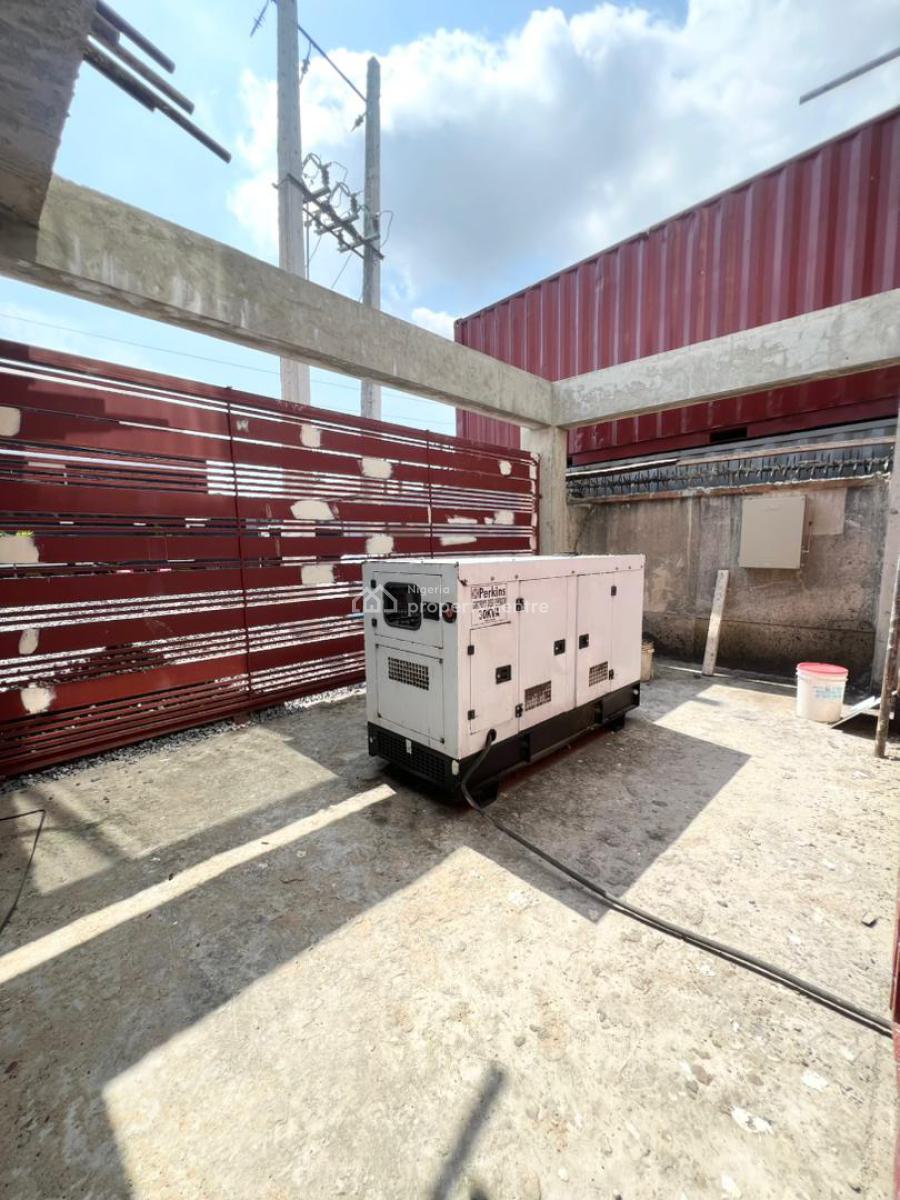 2 Bedroom Apartment with Rooftop, Lekki Phase 1, Lekki, Lagos, Flat / Apartment for Sale