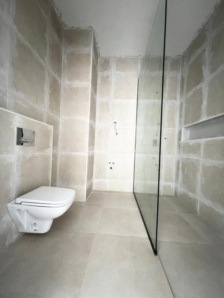 2 Bedroom Apartment with Rooftop, Lekki Phase 1, Lekki, Lagos, Flat / Apartment for Sale