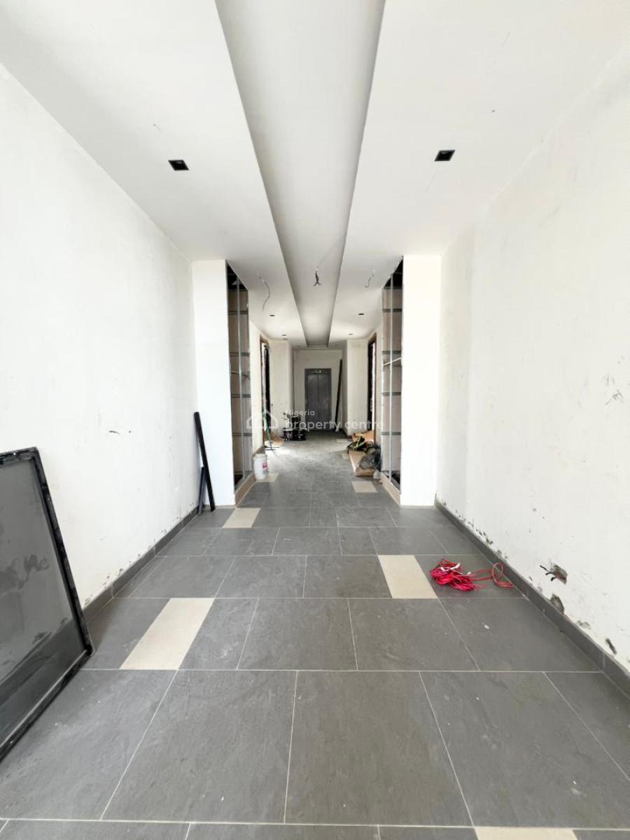 2 Bedroom Apartment with Rooftop, Lekki Phase 1, Lekki, Lagos, Flat / Apartment for Sale