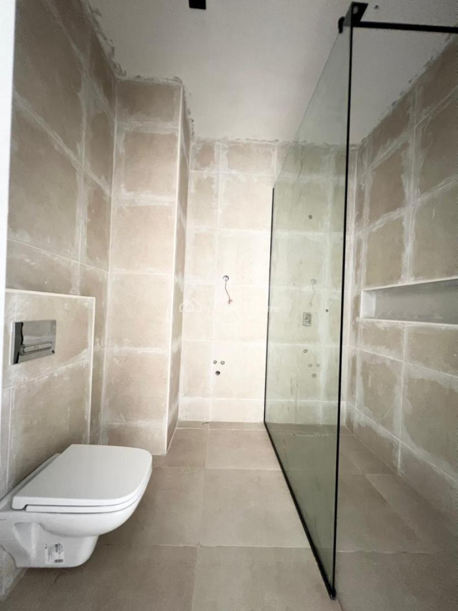 2 Bedroom Apartment with Rooftop, Lekki Phase 1, Lekki, Lagos, Flat / Apartment for Sale